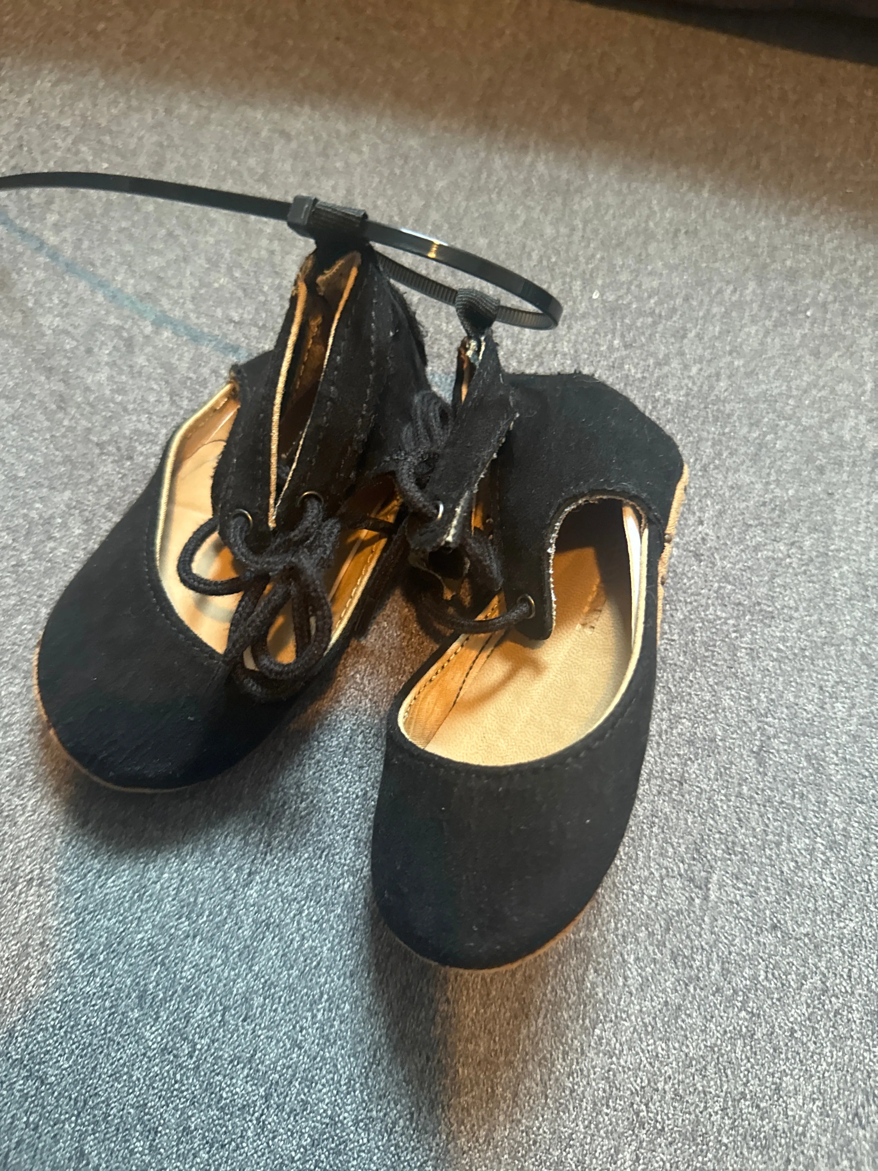 Black dress shoes tie up  - size Shoes  0-3 (Infant)
