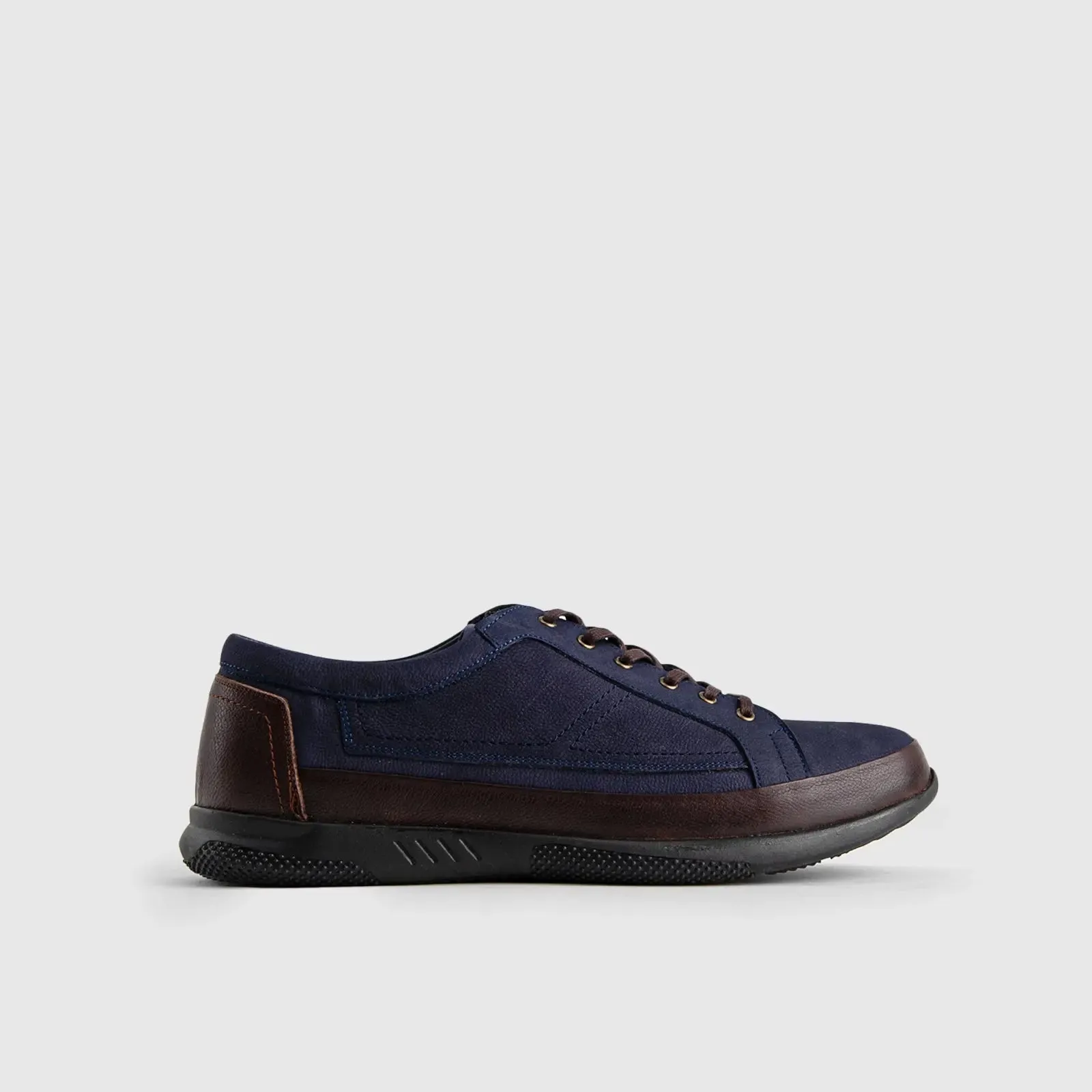 Casual Sneakers - 4380