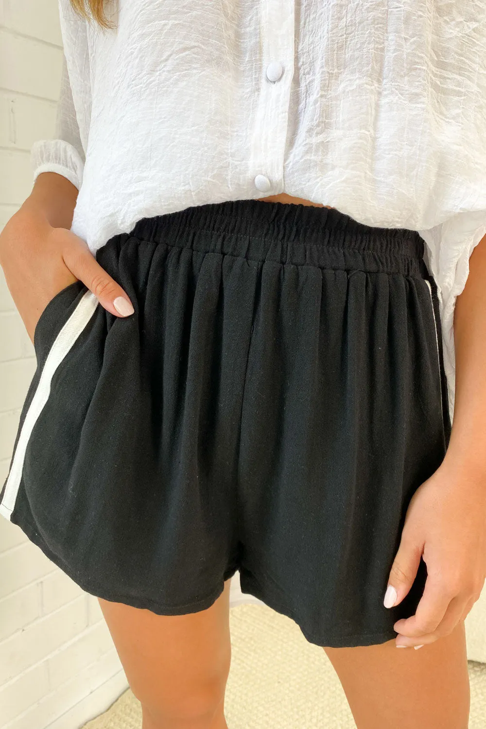 Courtney Linen Blend Shorts