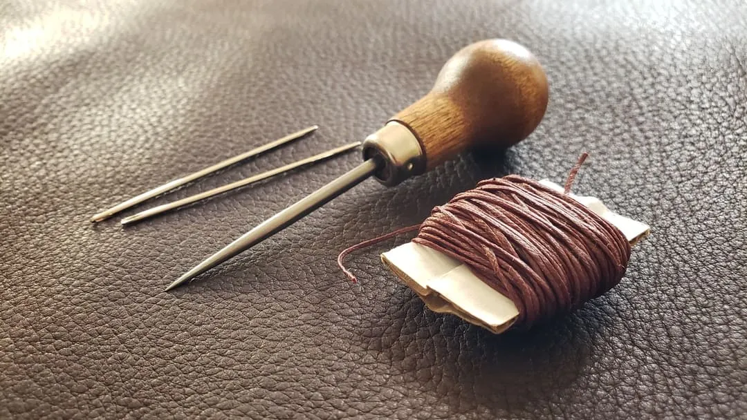 DIY Kit for Leaf Moccasins (in two colors)