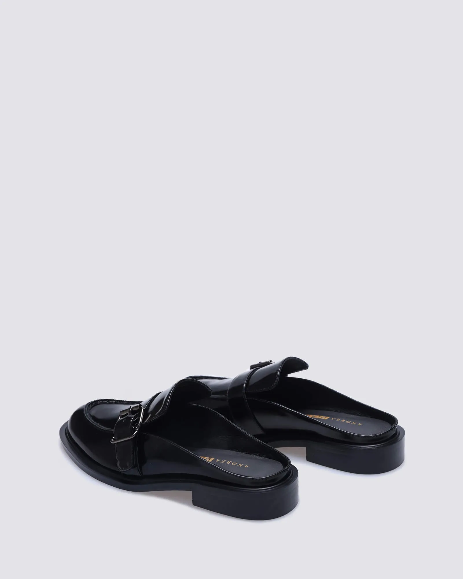 JIMMY SLIDES BLACK OIL LEATHER