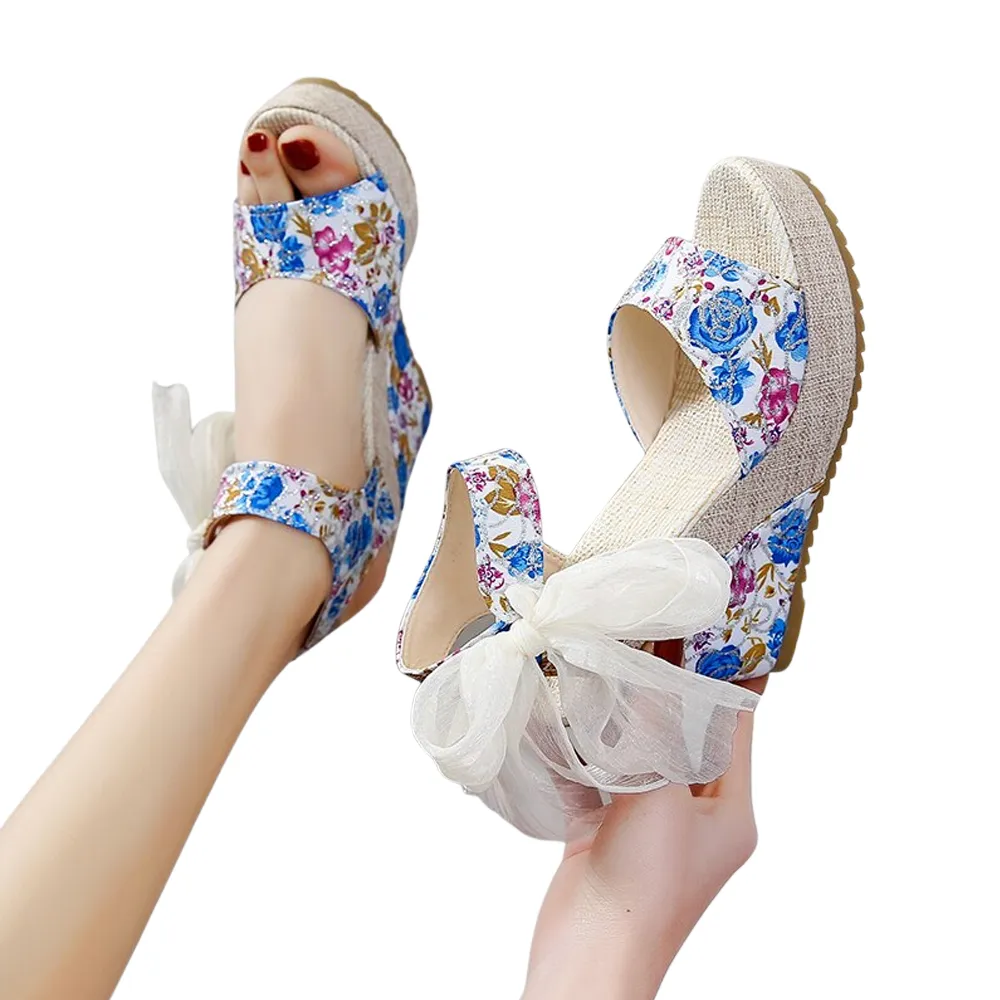 Lace Leisure Platform Heels
