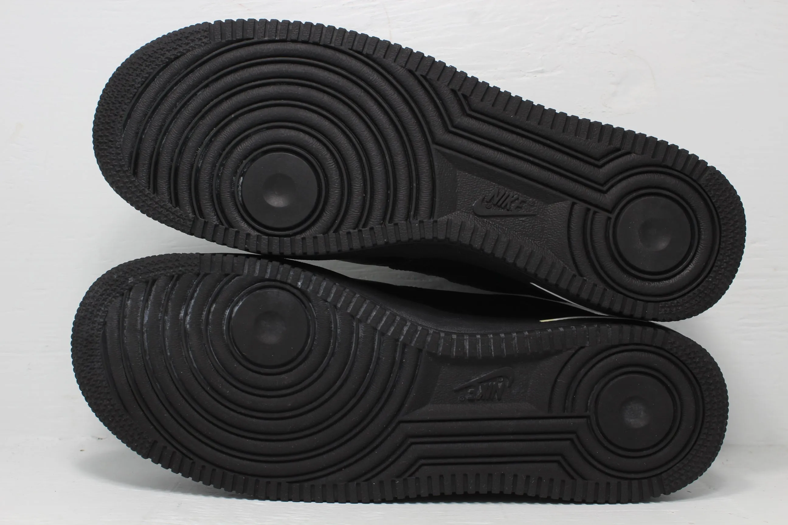Nike Air Force 1 '07 Black Suede