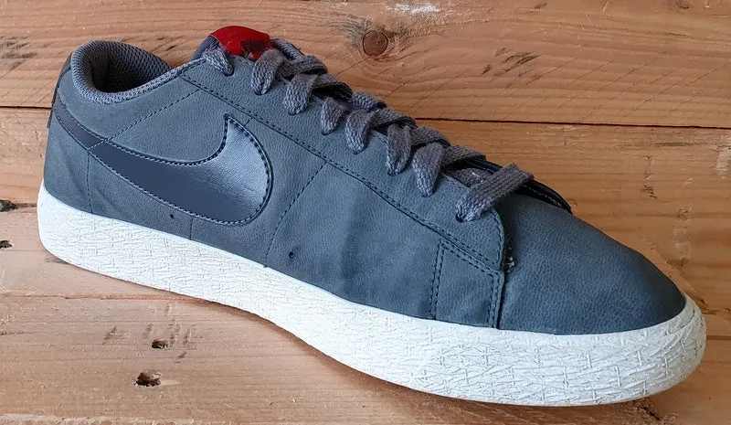 Nike Blazer Low Suede Trainers UK8/US9/EU42.5 371760-096 Grey/White/Red