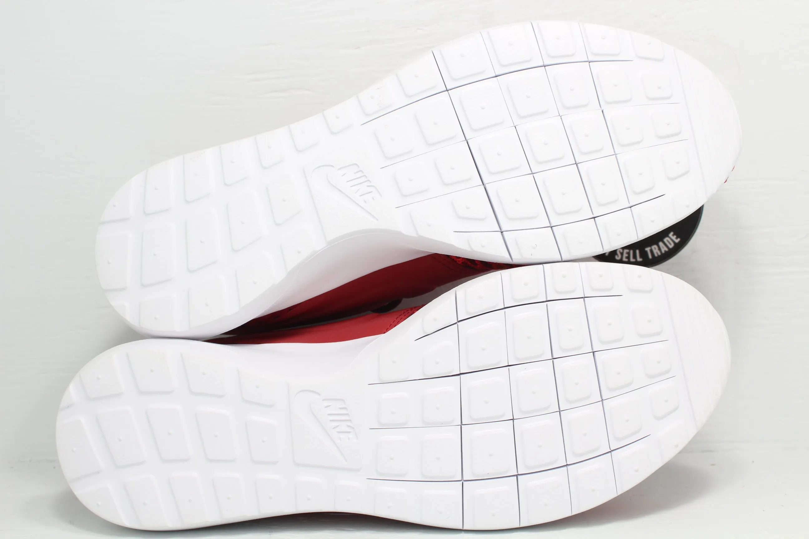 Nike Roshe NM Flyknit Premium Gym Red
