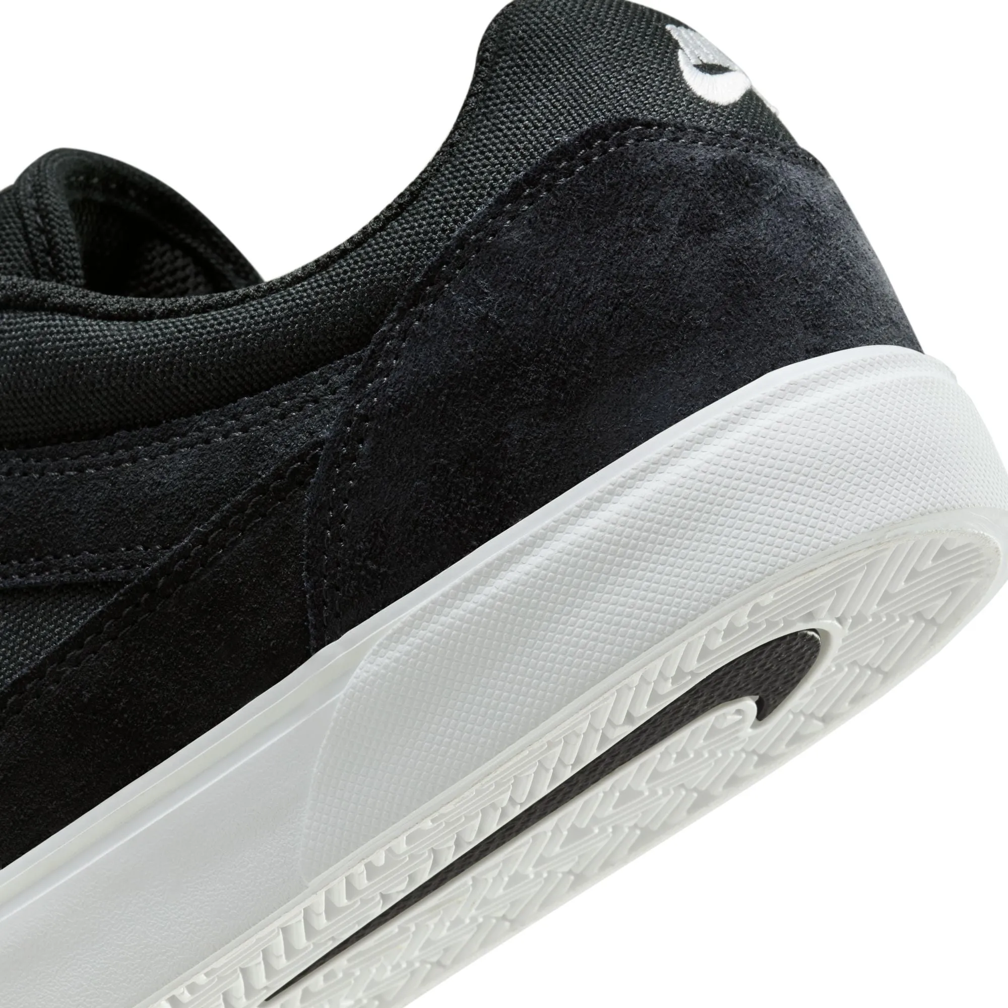 NIKE SB MALOR BLACK / WHITE