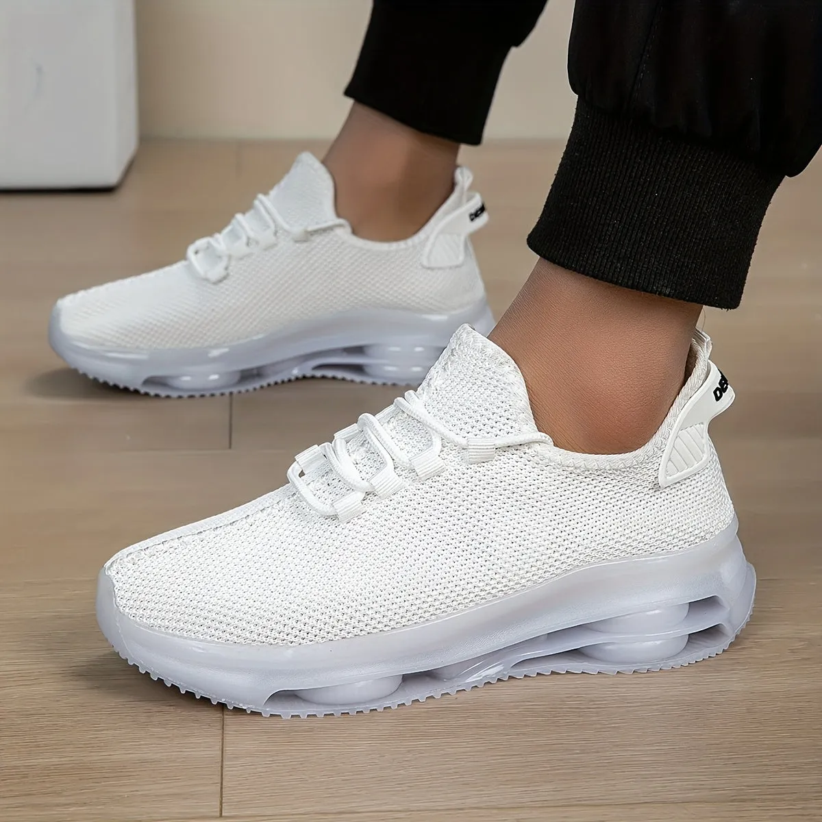 Nova Breeze Knit Sneakers