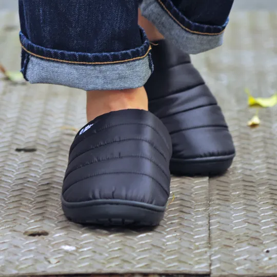 Subu Indoor/Outdoor Slippers - Black