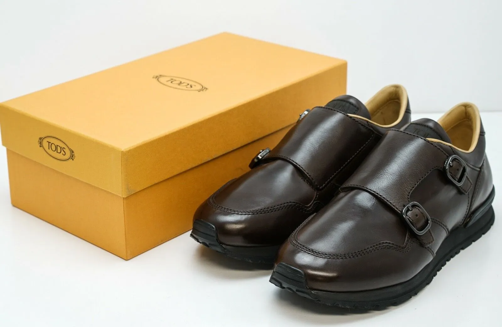 Tod's Men's Brown Leather 2 Buckle Sports Shoe GON540 50% OFF