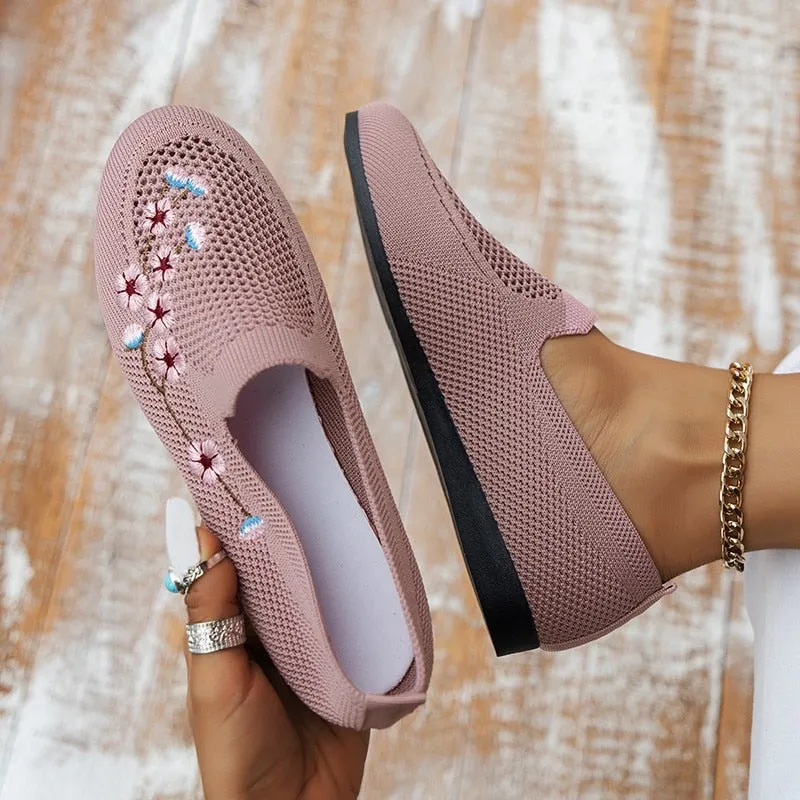 Women Sneakers Mesh Breathable Floral Comfort Mother Shoes Soft Solid Color Fashion Female Footwear Lightweight Zapatos De Mujer